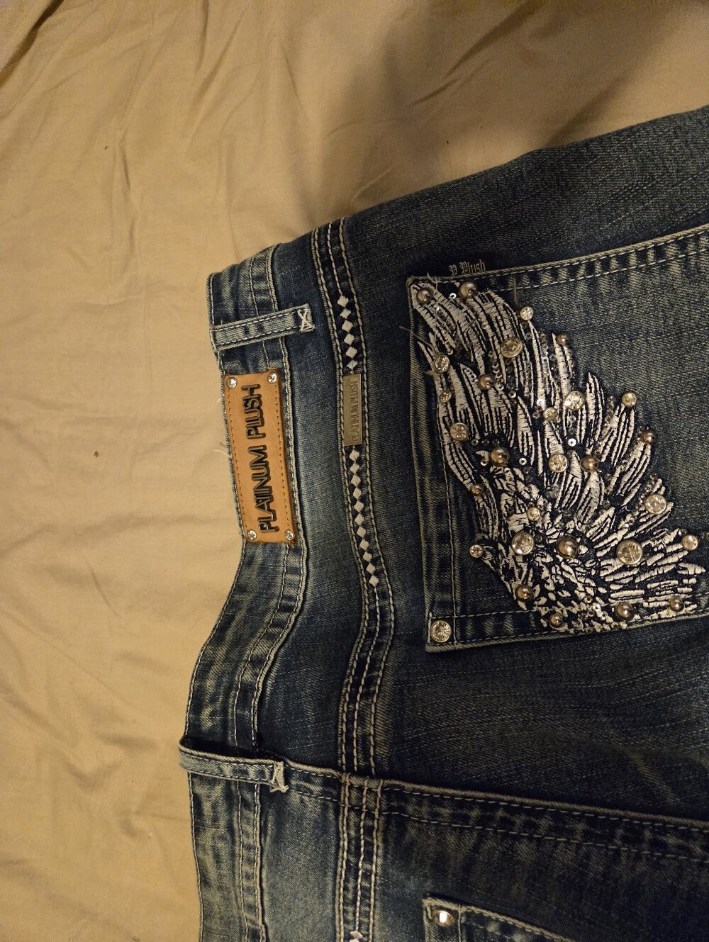 Women's Blue Embellished Wing Pocket Jeans